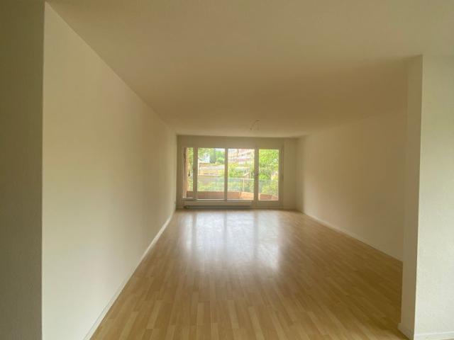 Frische 3.5 Zimmer Wohnung mit Balkon in Olten