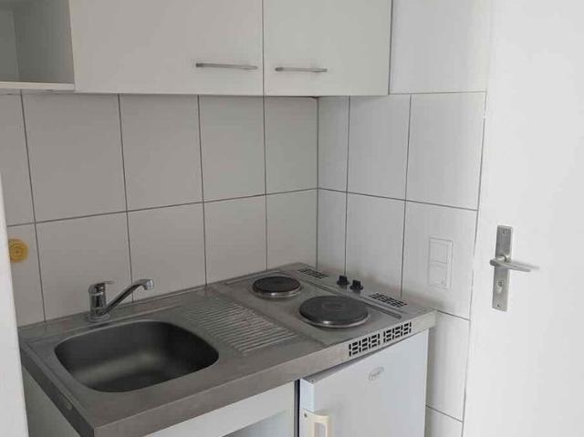 Frischer Glanz am Stadtpark: Ihr saniertes 1 Zimmer Zuhause in Nürnberg Maxfeld