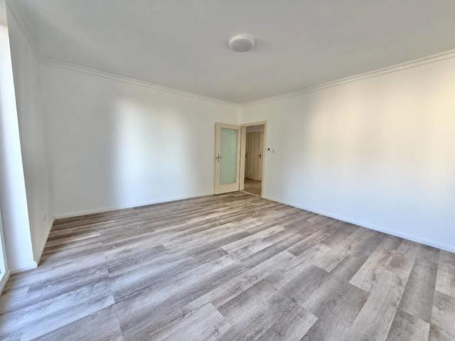 FRISCHER LOOK, NEUE KÜCHE & GRÜNBLICK IHR ZUHAUSE MIT BALKON IN OBERWART