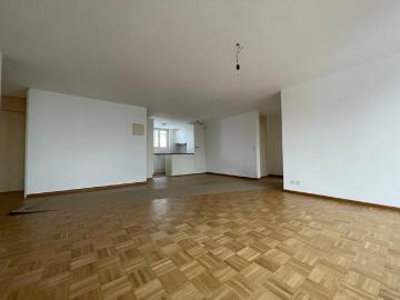 FRISCHLUFT! TOP 4.5 ZIMMERWOHNUNG MIT WEITSICHT!