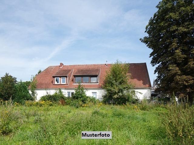 Früherer Landwirtschaftsbetrieb + provisionsfrei