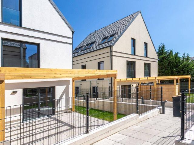 FRÜHLINGSAKTION* JETZT 5% sparen! Exklusive Reihen und Doppelhäuser am idyllischen Hunyadi Park mit Blick in den Park im ALTORT MARIA ENZERSDORF!