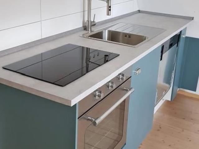 FÜ Stadeln: Liebevoll renoviert, hell & freundlich, 2 Zi Wohnung, 2. OG, inkl. Einbauküche