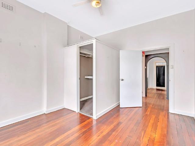 Fun & Quirky 2 Bedroom Apartment on Scarborough Beach Road