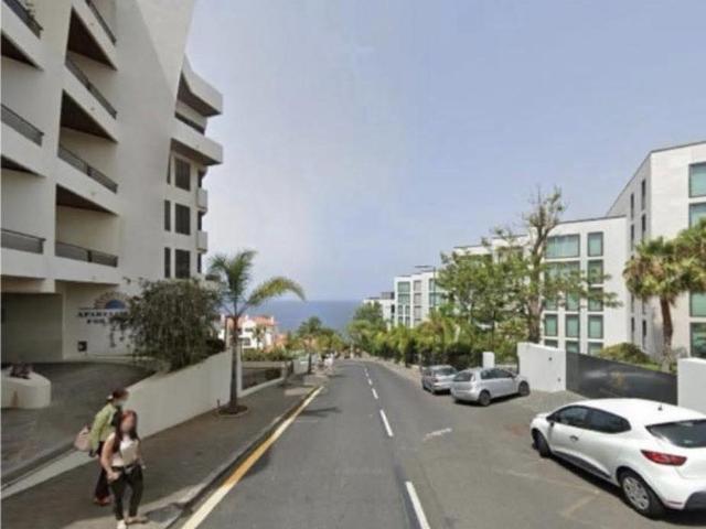 Funchal Apartment Walk to the Ocean
