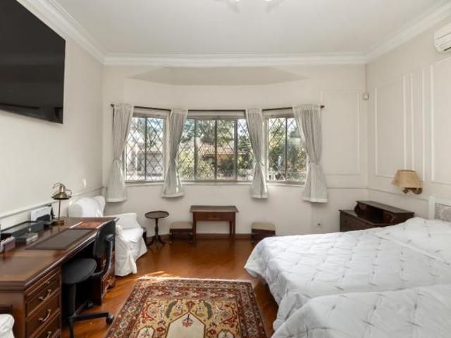 Deslumbrante casa para venda em Jardim Paulistano com 4 quartos, sendo 2 suítes, 400m² remaxmonarc