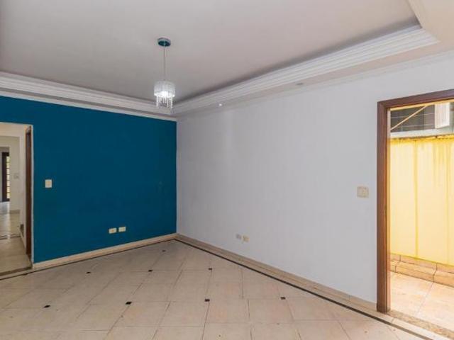 Funcional sobrado para venda em Jardim Santa Cruz Campo Grande com 4 quartos, sendo 1 suíte, 151m²
