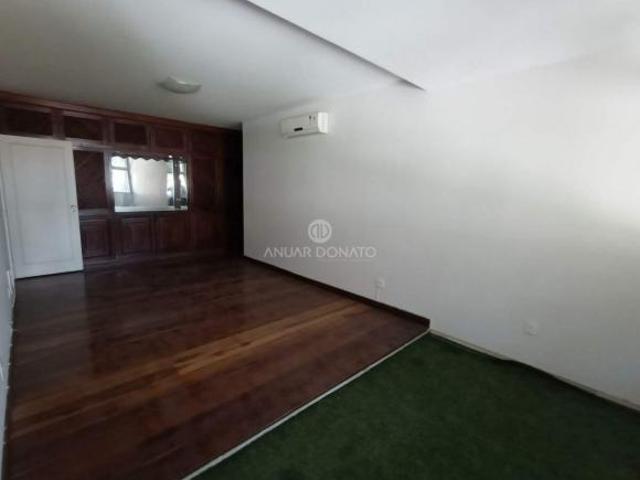 Funcionários Apartamento 4 quartos à venda na Anuar Donato