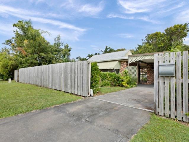 Backing Onto Nature, Close to Everything!
