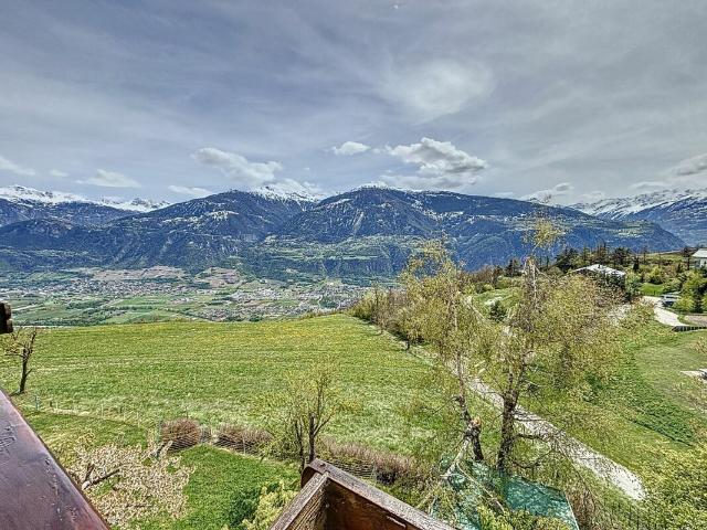 Fünfzimmeriges Dorfhaus in Lens