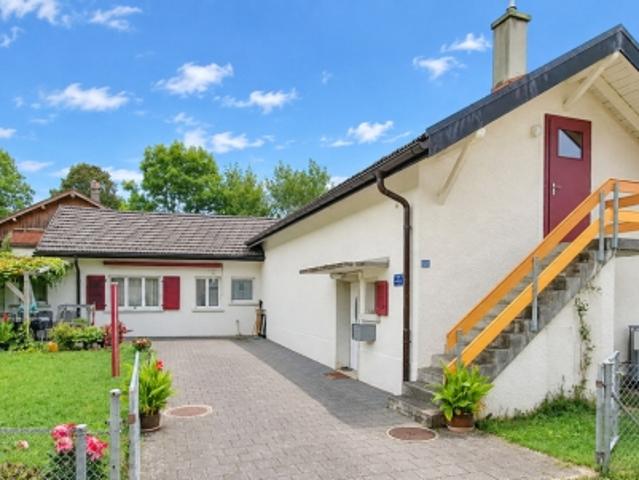 Fünfzimmeriges Dorfhaus mit Garten und Terrasse