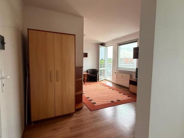 Funkcjonalna kawalerka w cichej lokalizacji 37.7 m²