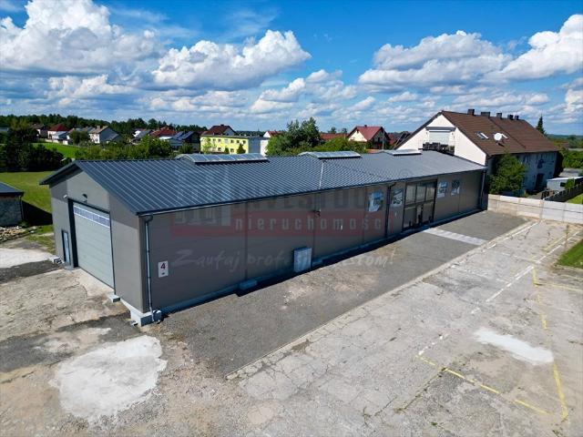 Funkcjonalny obiekt handlowo usługowy 500 m² zapraszam