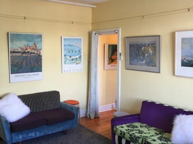 Funky furnished 3 Bedroom Apartment