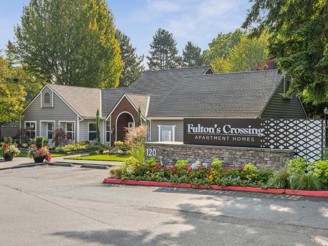 Fulton's Crossing and Landing 2 Bedroom Apartment for Rent at 120 Se Everett Mall Way, Everett, WA 98208 Everett Mall South