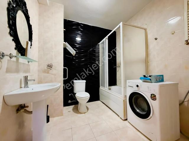 Fulya'da Merkezi Konumda Kiralık 1+1 Daire