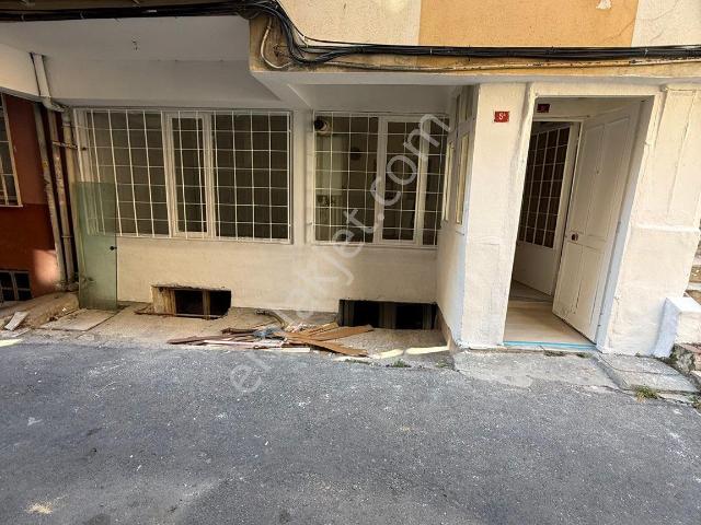 Fulyada Kiralık Kombili Müstakil Giriş 2+1 Daire