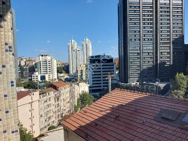 Fulyada Sağlam Binada 1+1 Beyaz Eşyalı Kombili Daire