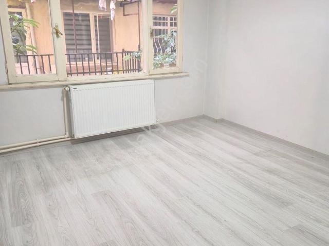 Fulya'da 1+1 Merkezi Konumda Kiralık Daire