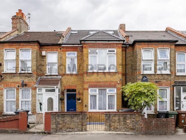 Fulbourne Road, London E17, 5 bed property to rent, £2,950 pcm | PrimeLocation
