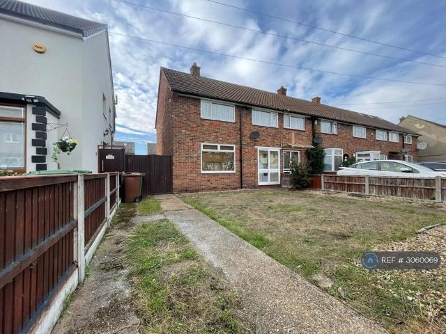 Fulbrook Lane, South Ockendon, RM15 3 bed end of terrace house to rent £2,000 pcm £462 pw