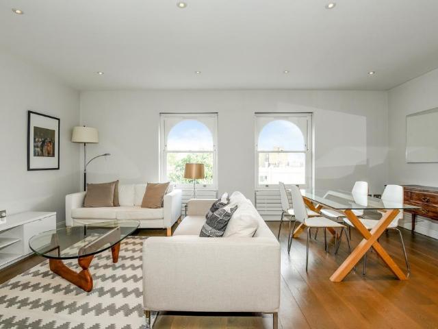 Fulham Road, Chelsea, London, SW10 1 bed flat to rent £2,500 pcm £577 pw