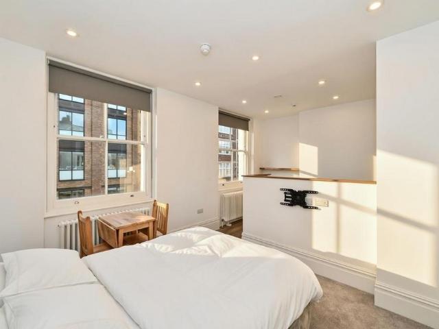 Fulham Road, Chelsea, SW3 Studio to rent £1,996 pcm £461 pw