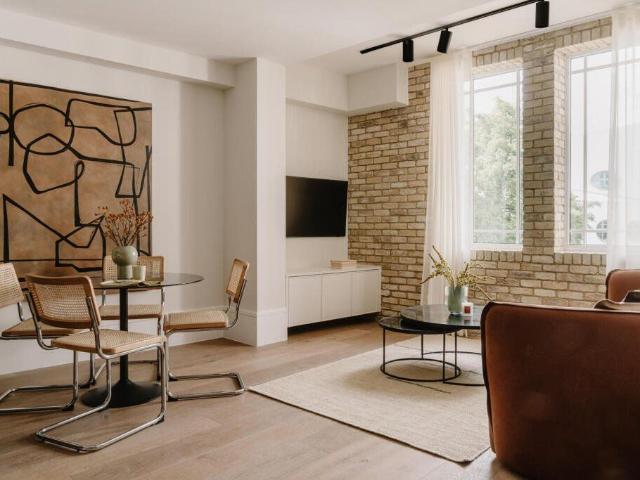 Fulham Road, Fulham Broadway SW6, 1 bed flat to rent, £2,800 pcm | PrimeLocation