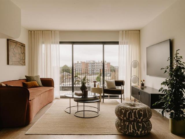 Fulham Road, Fulham SW6, 3 bed flat to rent, £5,500 pcm | PrimeLocation
