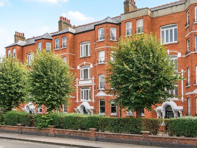 Fulham Road, London SW6, 1 bed flat to rent, £2,250 pcm | PrimeLocation