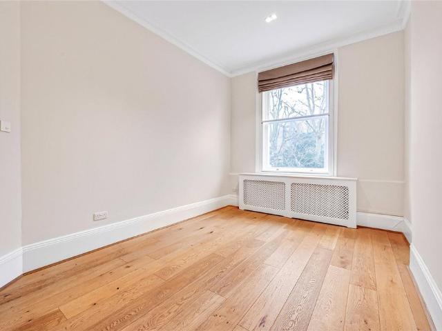 Fulham Road, London, SW10 1 bed apartment to rent £2,994 pcm £691 pw