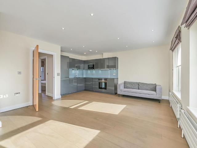 Fulham Road, London SW10, 1 bed flat to rent, £2,250 pcm | PrimeLocation