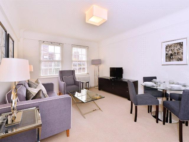 Fulham Road, London SW3, 2 bed flat to rent, £4,030 pcm | PrimeLocation