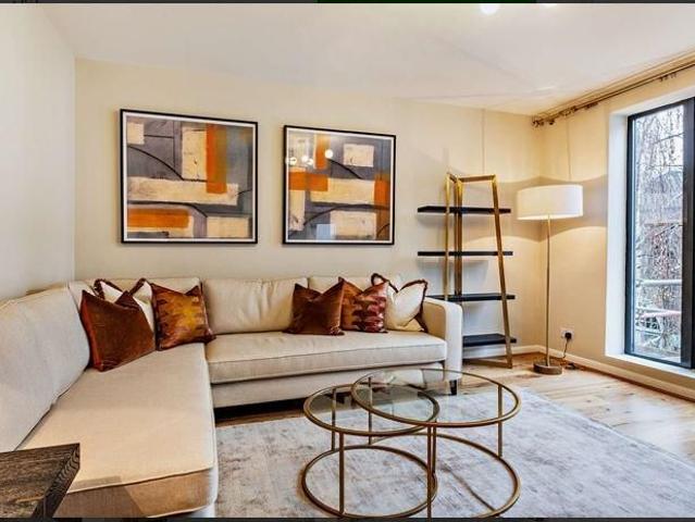 Fulham Road, South Kensington, London SW3, 2 bed flat to rent, £4,333 pcm | PrimeLocation