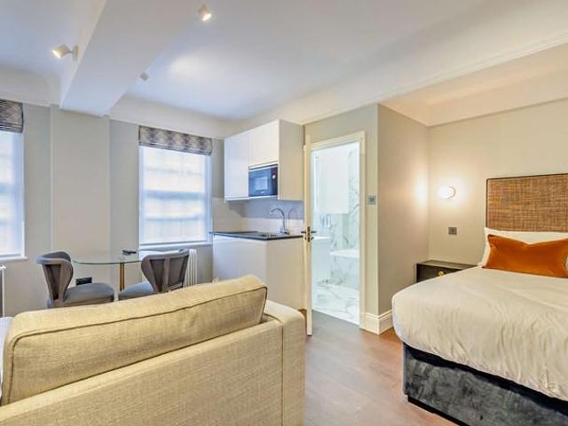 Fulham Road, South Kensington, SW3 Studio to rent £2,383 pcm £550 pw