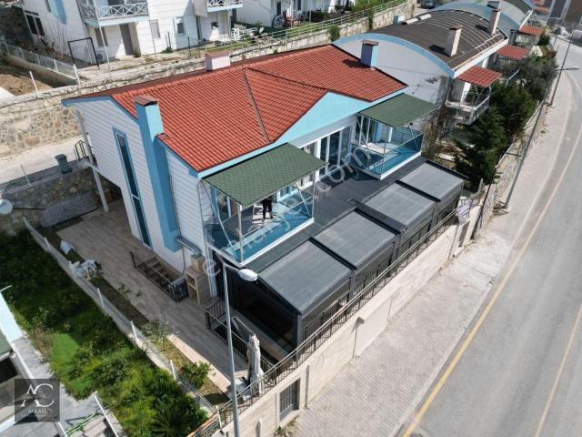 Full Manzara havuz güvenlik kapalı Otopark bahçe sauna kombi/doğalgazlı lüx fırsat Villa