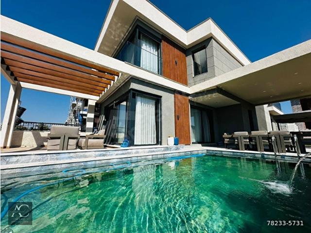 FULL MANZARAGÜVENLİKÖZEL HAVUZOTOPARKMERKEZİ600 M2 BAHÇEULTRA LÜX TAMAMI MÜSTAKİL