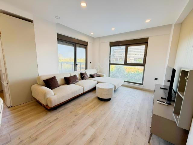 Full Özelikli Sitede Sıfır Eşyalı 2 + 1 Kıralık Daıre