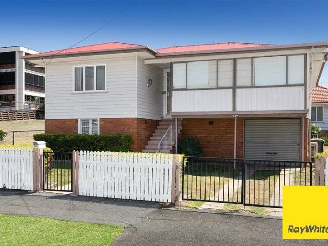 Full of Charm In the Heart of Dutton Park