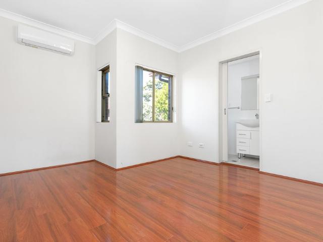 Full brick modern townhouse in the heart of Campsie