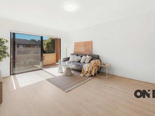 FULL BRICK | NORTH FACING APARTMENT | SPACIOUS & LIGHT FILLED