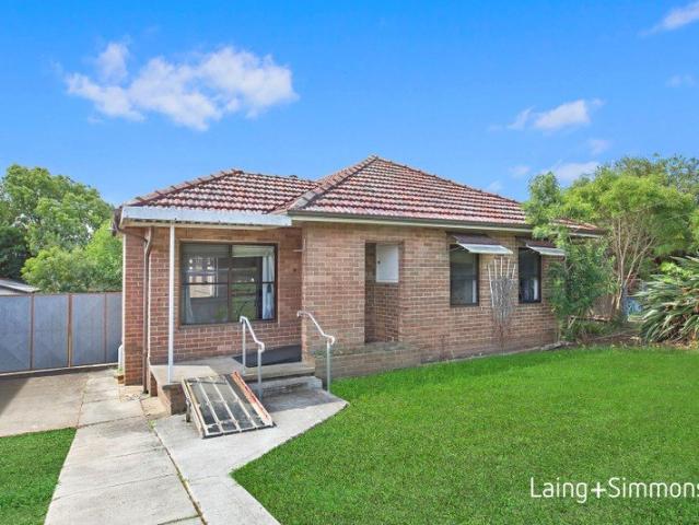 Full Brick Family Home on 556.4sqm