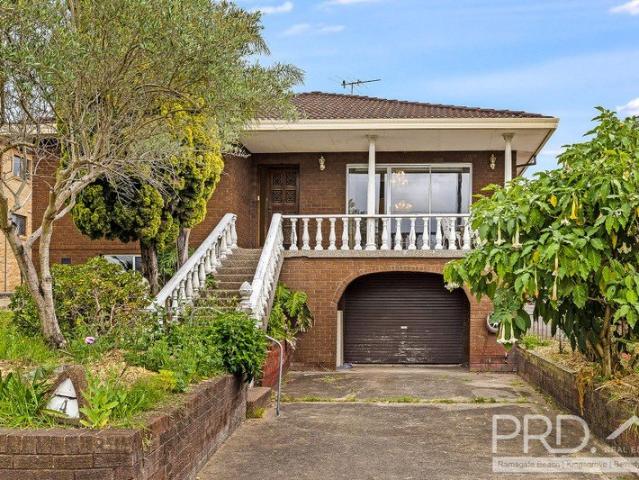 FULL BRICK FAMILY HOME WITH DUAL OCCUPANCY DEVELOPMENT SITE POTENTIAL S.T.C.A