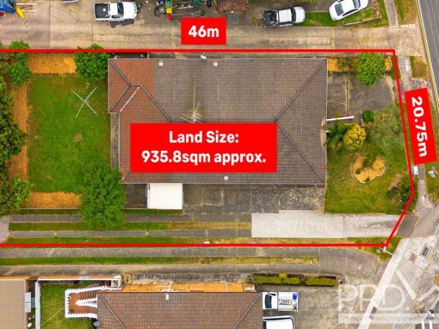 FULL BRICK FAMILY HOME WITH DUAL OCCUPANCY DEVELOPMENT SITE POTENTIAL S.T.C.A