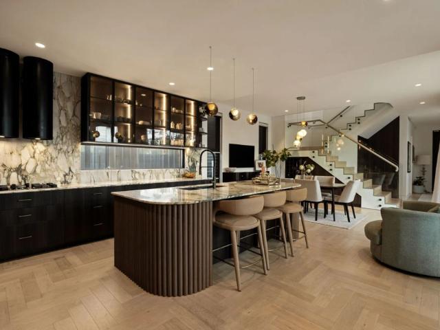 Full brick family oasis of architectural design and craftsmanship