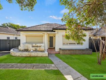 Full Brick Home & Granny Flat on Prime 676sqm block