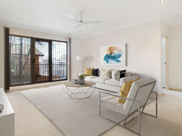 Full Brick Townhouse In Secluded Location