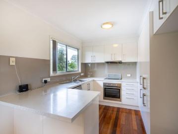 Full Dual Living, Highset with Bushland Views