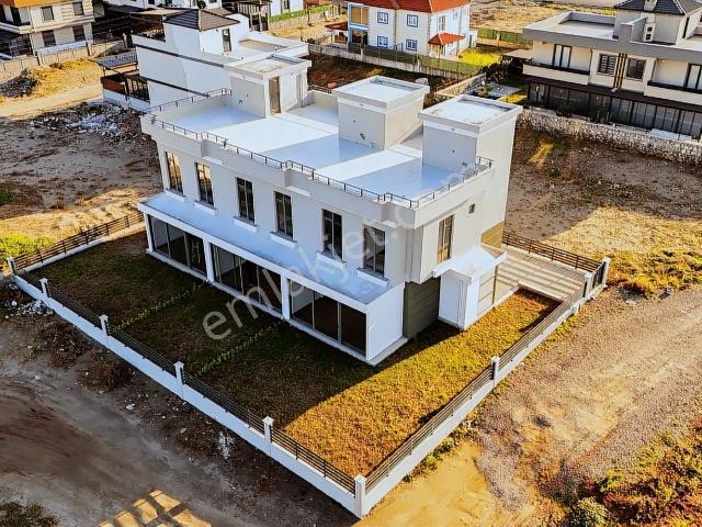 Full Deniz Manzaralı Teraslı Müstakil Bahçeli Satılık Sıfır 3+1