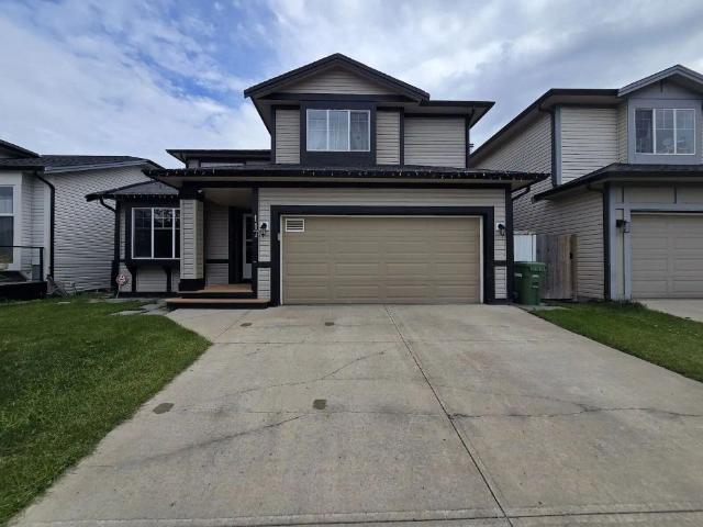 Full Detached House | 5 Bedrooms | 3.5 Bathrooms | Double Car Garage — 5 Bedrooms+ Den House